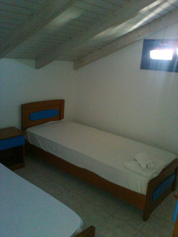 Marieva Apartments Kanáli Szoba fotó